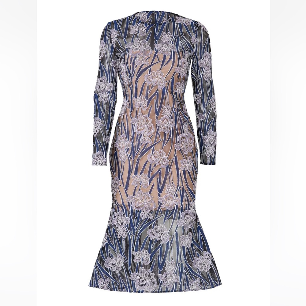 Elliatt - Willow dress. Size Medium😍